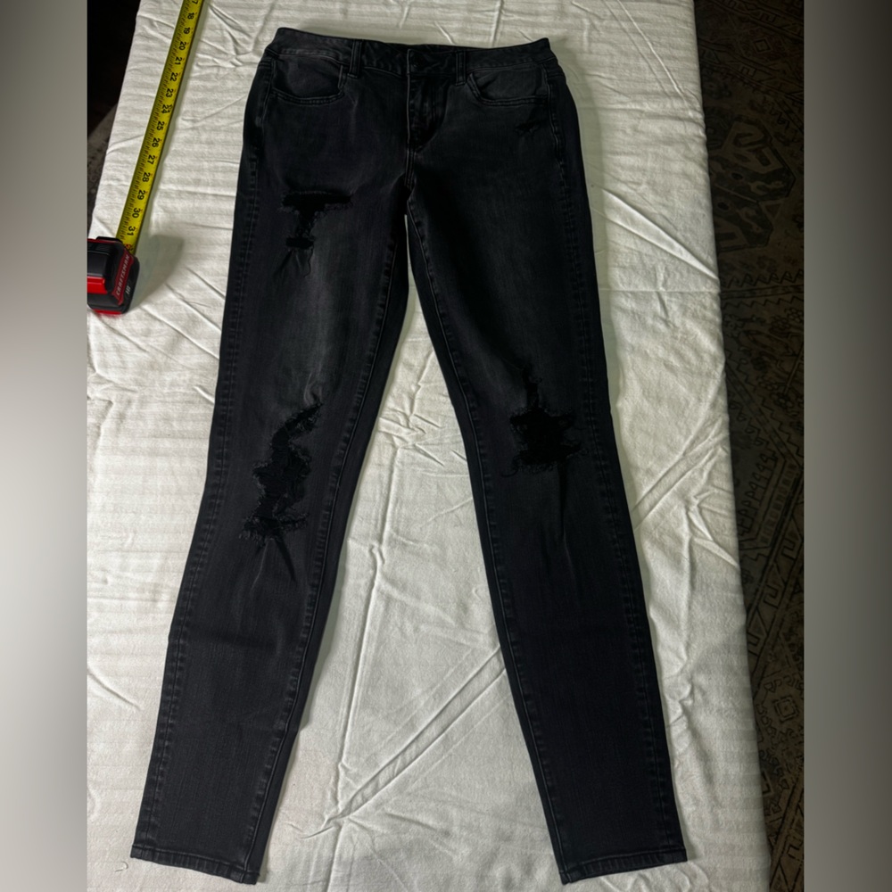 American Eagle Outfitters Black Distressed Jeggings